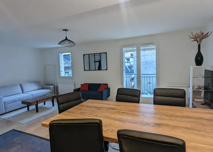 Grand T3 Refait à Neuf Au Coeur Des Pyrénées Bagnères-de-Luchon